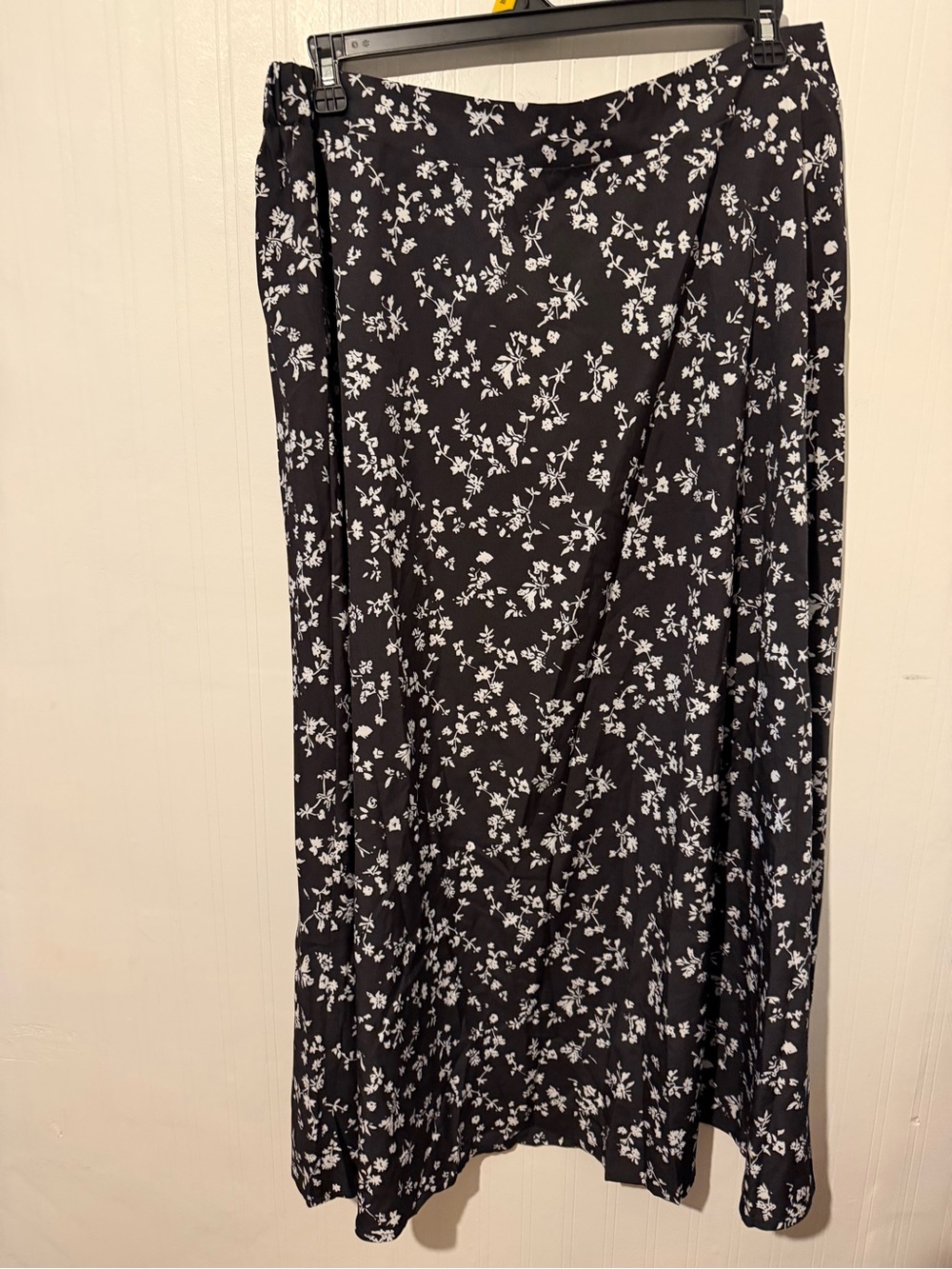 SHEIN Black Maxi Skirt with White Floral Print